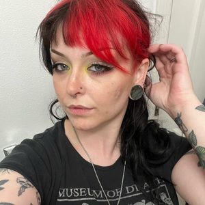 Meet your Posher, Paris